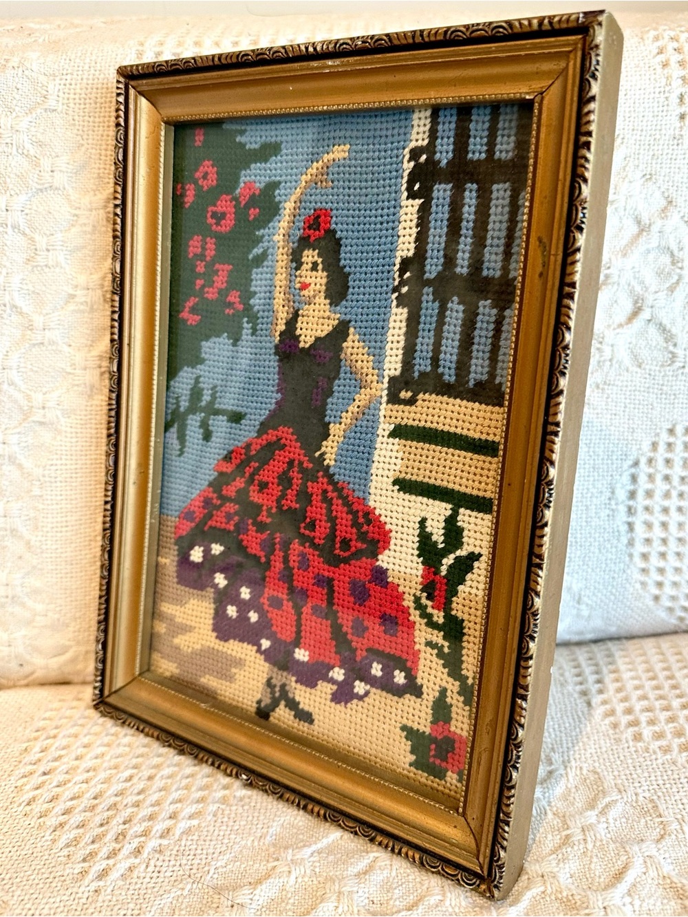 Vtg. 70's Needlepoint
Tapestry Flamenco
Dancer Gold Frame Wall
Art Decor MCM - Picture 2 of 10